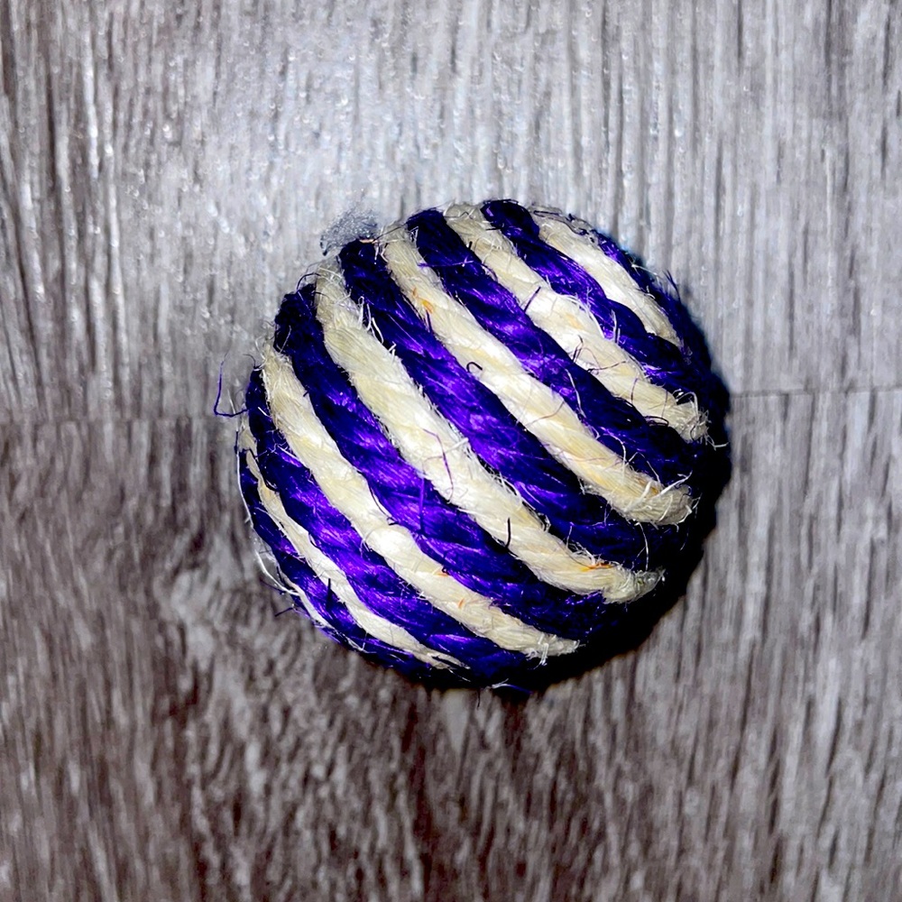 Cat. Ball.